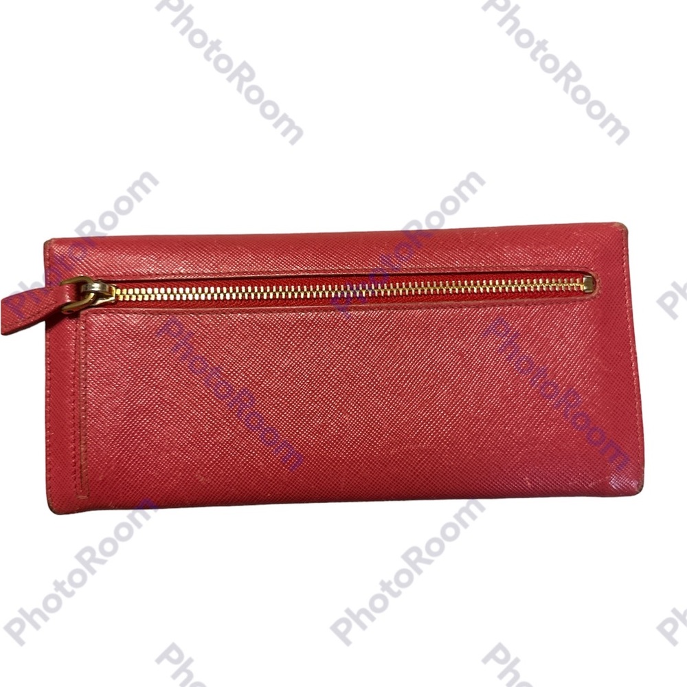 Prada saffiano leather pink bow tie wallet holds 14 slots nice space good π - Picture 3 of 17